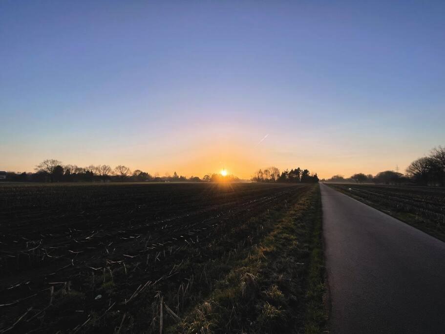 Huuske Lutten Uttied - Das Landleben Geniessen Moormerland Zewnętrze zdjęcie